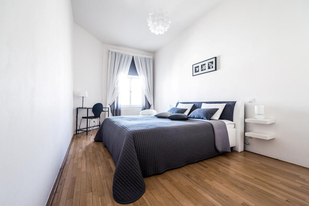 Modern Apartment Riegrovy Sady Praha Ruang foto