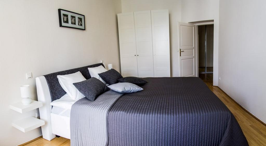 Modern Apartment Riegrovy Sady Praha Ruang foto